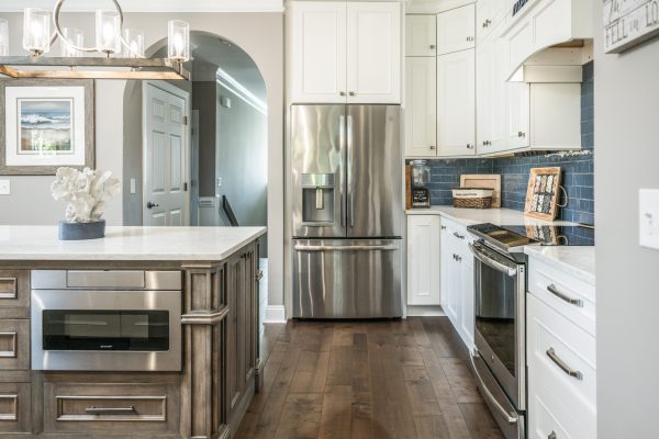 RiverOaks Kitchen Design Cabinetry