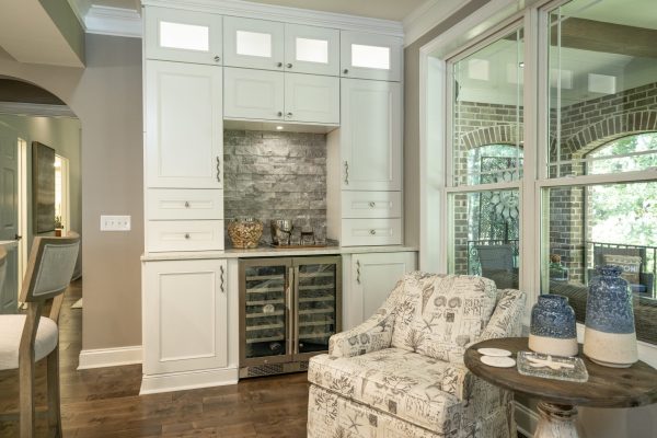 RiverOaks Kitchen Design Wine Bar