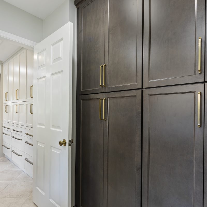 Refacing Cabinets vs Replacing Cabinets