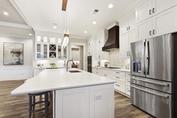 white kitchen with custom cabinets in Margaritaville, SC new construction