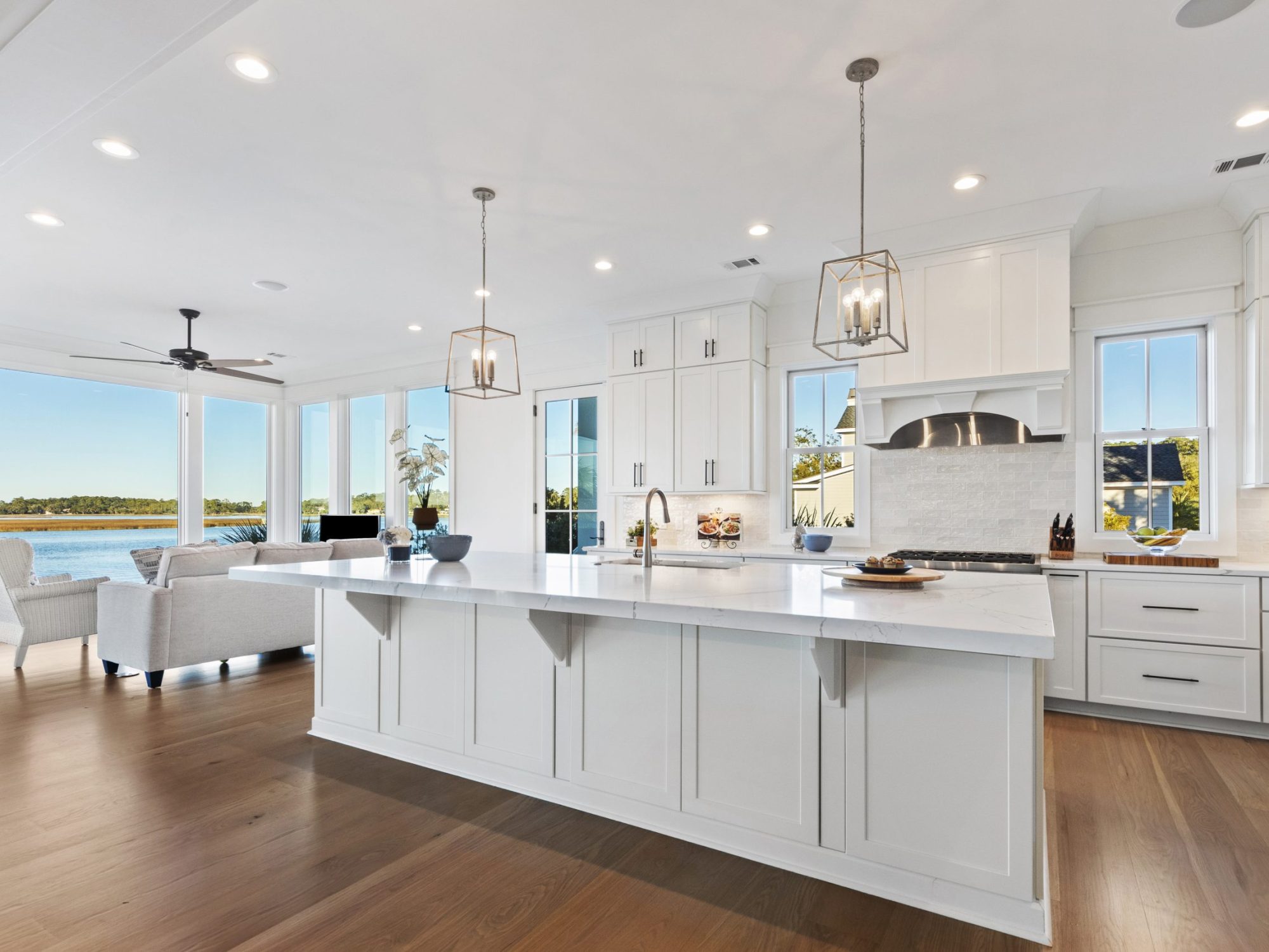 White Kitchen Cabinetry
