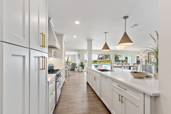 Large Oversized Island Kitchen Design