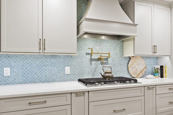 Custom Range Hood Savannah