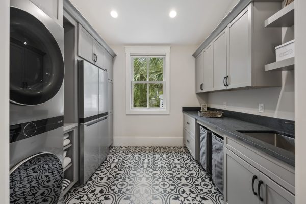 Custom Laundry Cabinets HIlton Head Palmetto Dunes