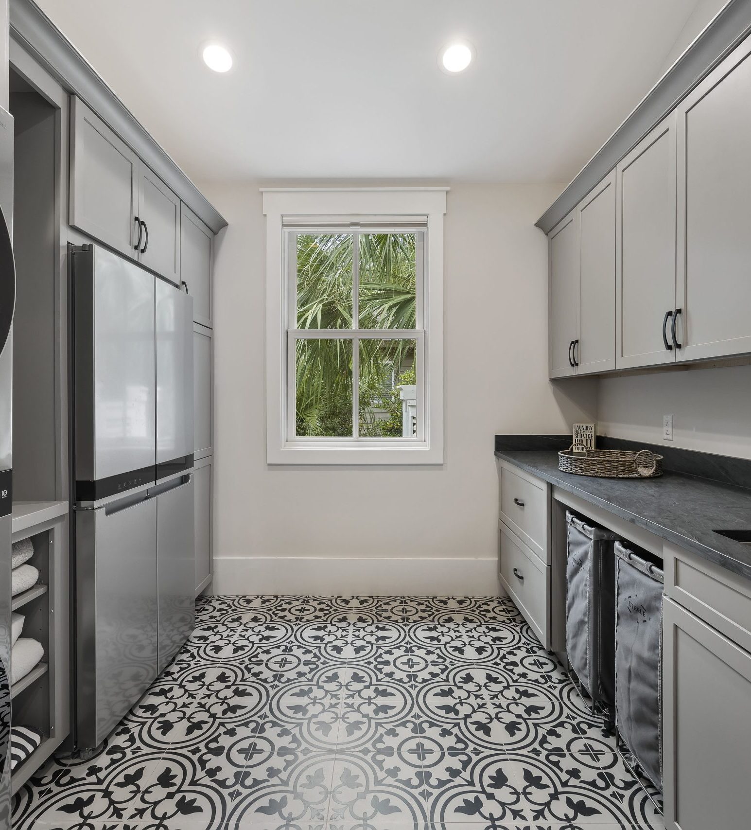 Custom Laundry Cabinets HIlton Head Palmetto Dunes-min