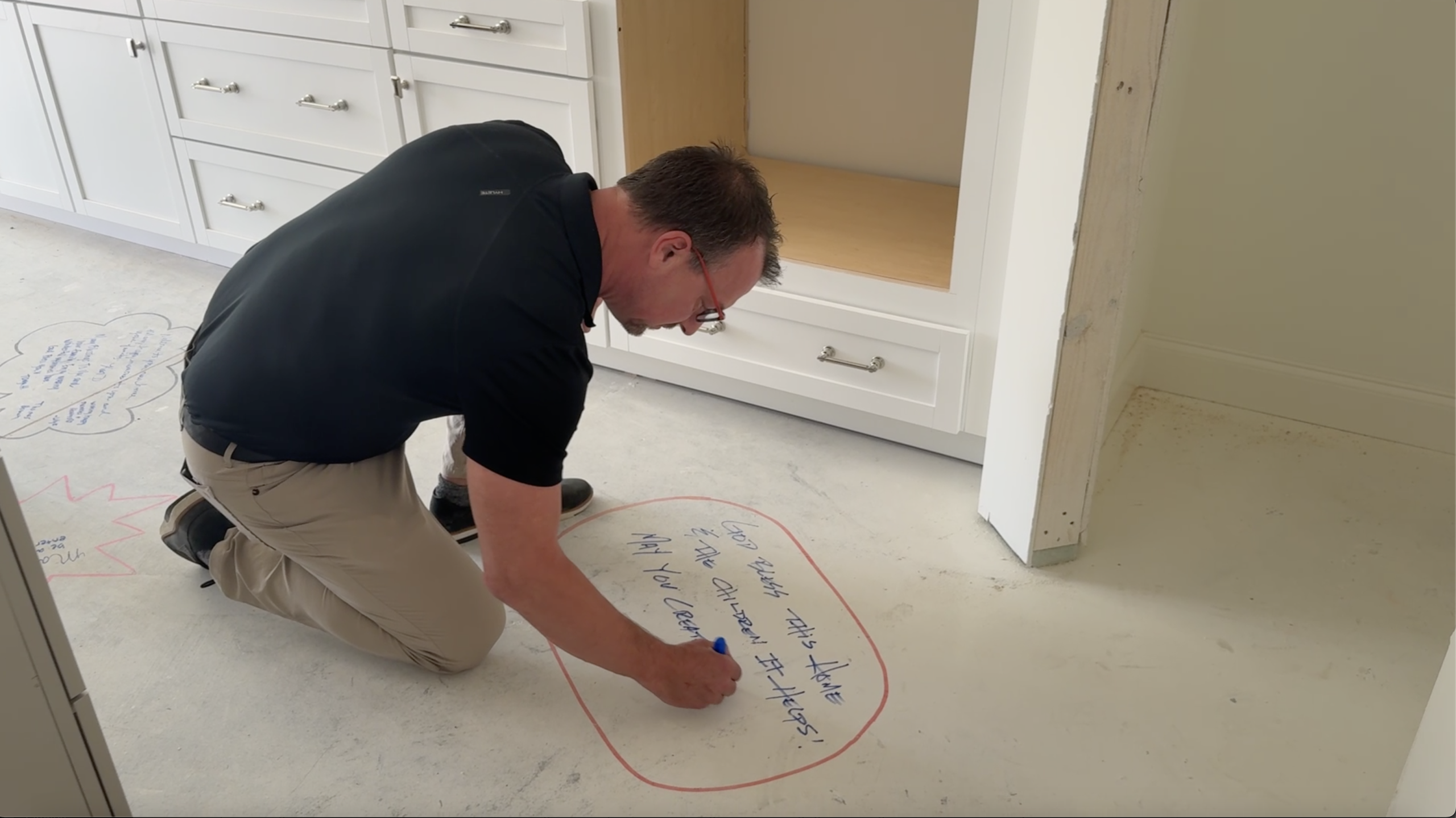 Mark Floor Signing St. Jude Dream Home 2025