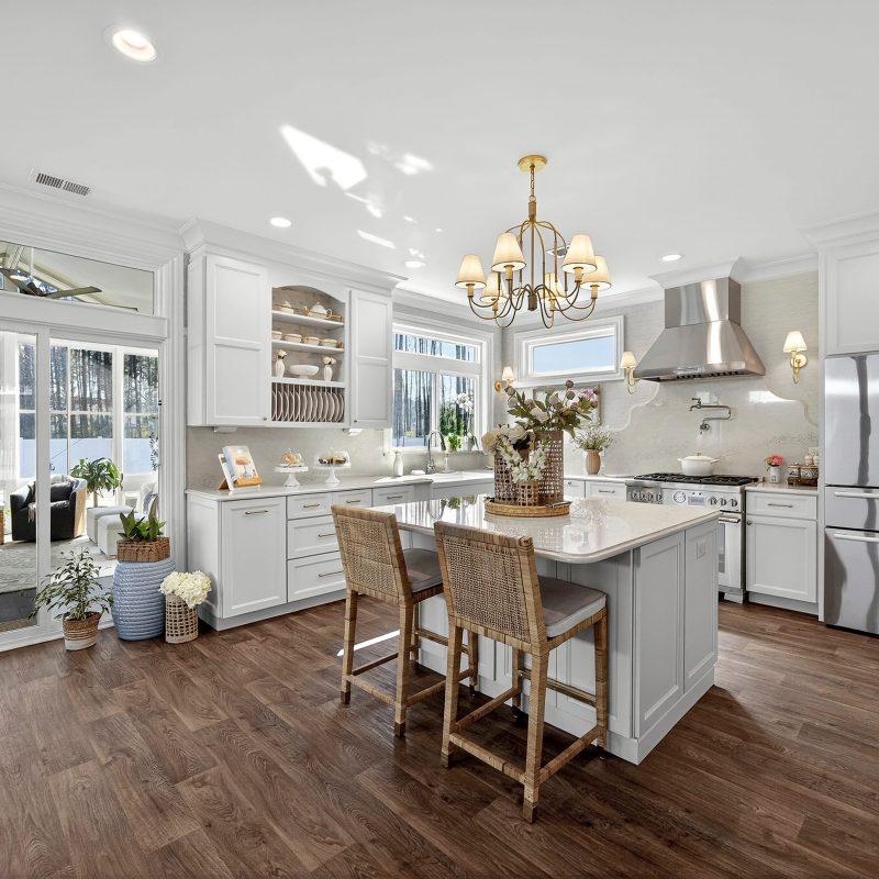 Custom Kitchen Remodeler